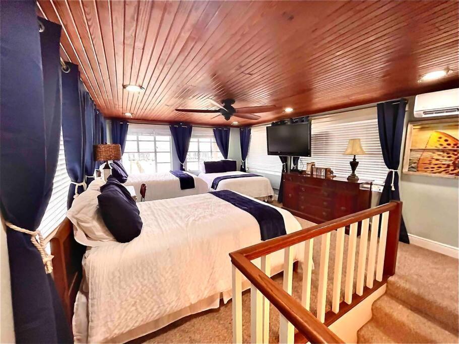 The Spotted Tail Villa Hackberry Bagian luar foto